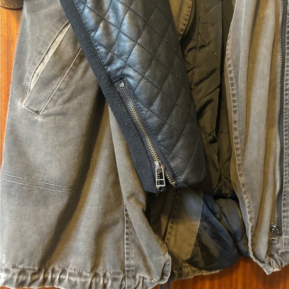 Buffalo Fall Jacket - Picture 4 of 6